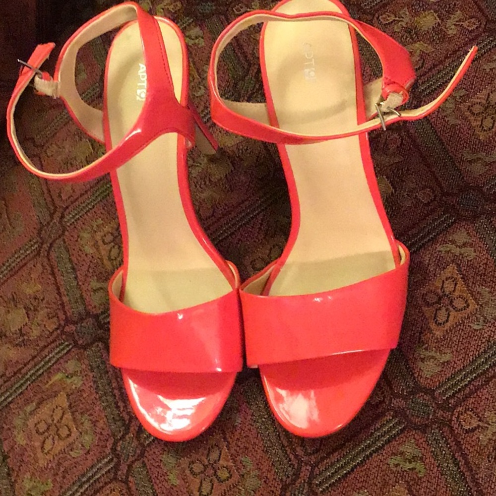 APT 9 coral pink women’s high heels sz 71/2  sandals shoes